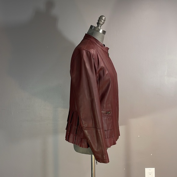 Unique Bordeaux/Oxblood leather jacket size large. Fully lined. Lovely shape - Picture 5 of 17